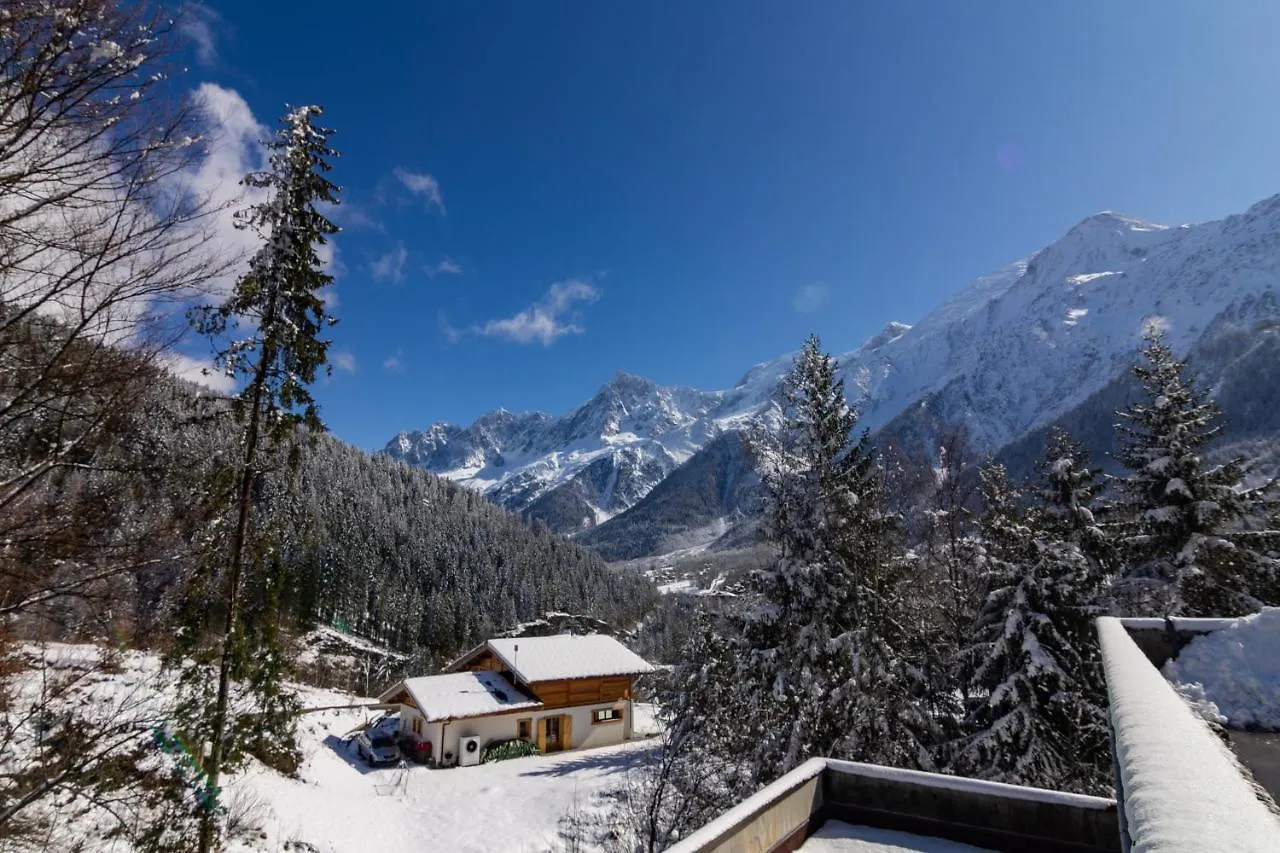 Apartment Residence Le Chateau - D86 - Happy Rentals Les Houches France